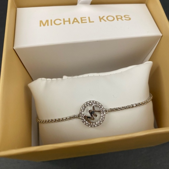 Michael Kors Logo Bracelet - Picture 3 of 4
